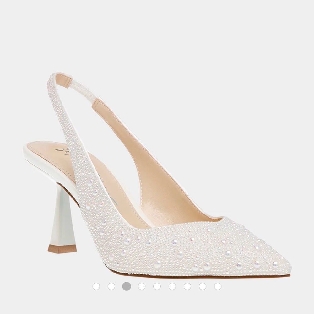 Betsey Johnson CLARK HEELS IVORY-worn once.